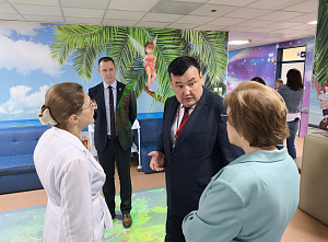 Заместитель Министра цифрового развития Кыргызской Республики Замирбек Кожомуратов посетил Окружную клиническую больницу