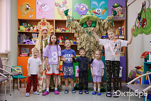 Сказка лечит! КДЦ «Октябрь» вновь приготовил для маленьких пациентов представление